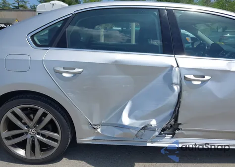 2016 Volkswagen Passat 1.8T R-Line from USA, damaged, VIN 1VWAT7A33GC058980